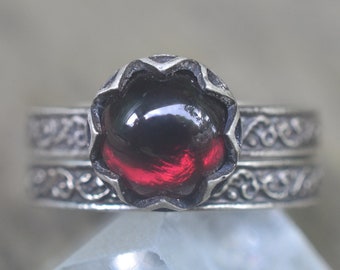 Garnet Wedding Set, Natural Almandine Garnet Engagement Ring, Personalized Women's Wedding Band, Oxidized Silver Renaissance Bridal Jewelry