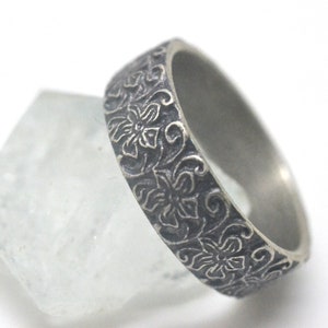 Men's Hibiscus Wedding Band, Gothic Oxidized Sterling Silver Art Nouveau Style Flower Ring, Engraved Floral Patterned Male Jewelry image 1