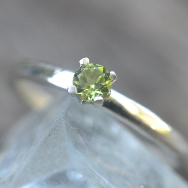 Tiny Peridot Engagement Ring, Minimalist Inscribed Simple Silver Band, 3.5mm Natural Green Stone, Personalised Engraved Jewelry