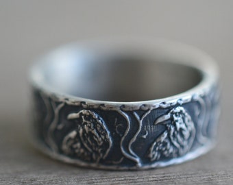 Gothic Crow Ring, Oxidised 925 Silver Raven Wedding Band, Unique Engraved Wildlife Jewellery