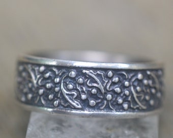 Mens Wedding Band, Oxidised 925 Silver Holly Berry & Leaf Pattern Ring, Custom Made Nature Inspired Pagan Jewelry