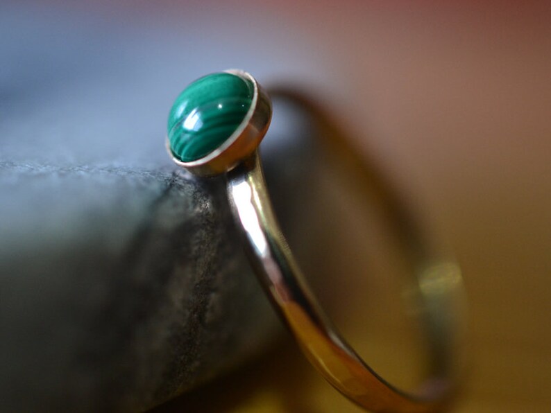 Hammered 2mm Stacking Band Malachite Ring Personalised Engraved Recycled 14K Yellow Gold Jewelry 5mm Natural Green Stone