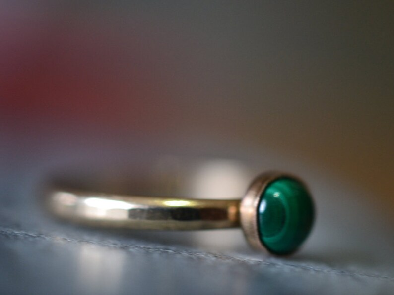 Hammered 2mm Stacking Band Malachite Ring Personalised Engraved Recycled 14K Yellow Gold Jewelry 5mm Natural Green Stone