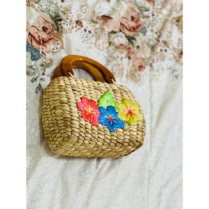 Women&#39;s handbag floral motif made of water hyacinth, natural ethnic weaving - woven bag - Home Made, Women&#39;s bag - Hampers Bag
