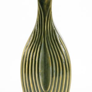 Classic Ceramic Planter – Perfect for Indoor Plants