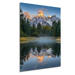 Grand Teton Sonnenaufgang Foto mit Bergreflexion Nebel und See Wandkunst Goldene Stunde Landschaftsdruck Nationalpark Naturfotografie Dekor