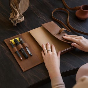 Leather notebook cover with pen holder, Leather journal cover, Refillable notebook cover, leather, Leather planner cover, Sketchbook cover