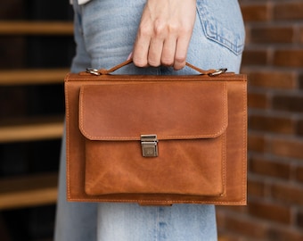 Personalisierte Lederbibeltasche, Lederbibeltasche benutzerdefinierte, Bibelhülle mit Griffen, Gravurbibeltasche, Lederbibeltasche Crossbody