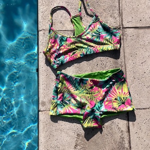 Atletische bikiniset, racerbacktop, omkeerbare sportbikini, striksluiting, sportieve tweedelig, surfbikini, prestatiebadpak, zwemshort