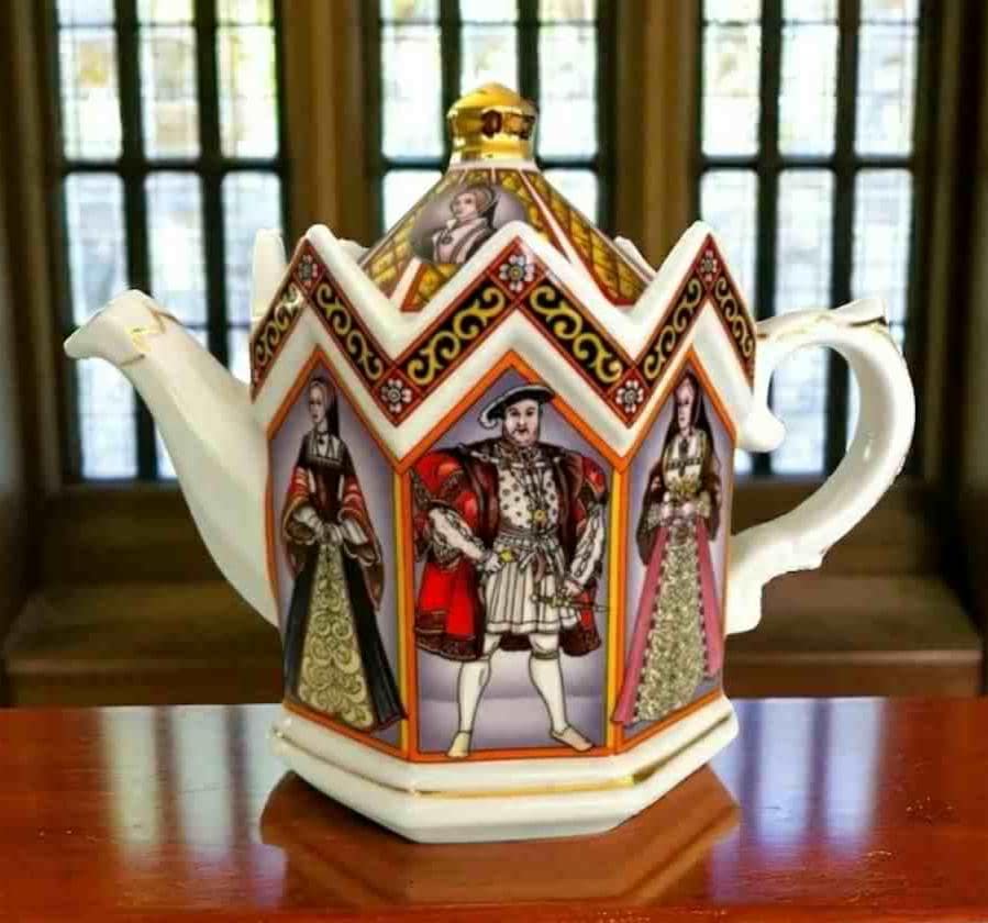 【最終Sale】英国製　ティーポット Teapottery BathTeapot Vintage Sadler Henry VIII Teapot – Collectible English Pottery - Etsy