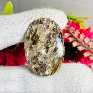 Oval Jasper Gemstone: Jewelry Making, 65 Carat (27X39X6MM)
