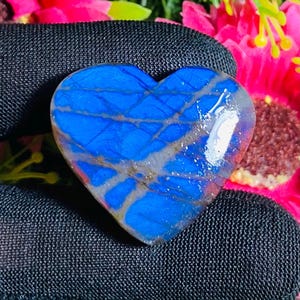 Blue Labradorite Heart Cabochon: 60 Carat Gemstone, 29x35mm
