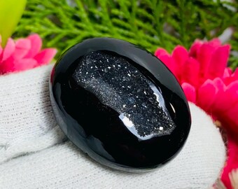 Ovale agaat-druzy cabochon: edelsteen voor het maken van sieraden (28 x 35 x 10 mm, 70,00 CT)