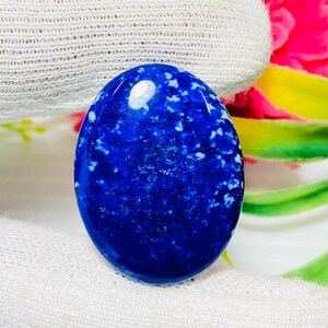 Lapis Lazuli Cabochon: Oval Gemstone, 31x24x6mm, 35 Carat