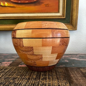Segmented TULIP VASE - Lathe turned Goncalo wood
