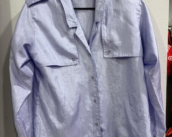 Camisa utilitaria safari iridiscente color lavanda vintage de Diane von Furstenberg DVF de los años 80