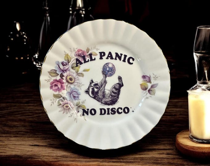 All panic no disco, vintage plate with stand