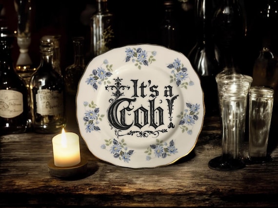 It’s a Cob Plate – Vintage Crackpottery with stand