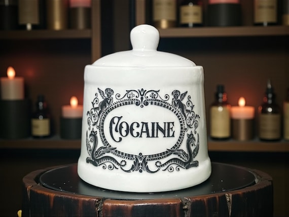 Cocaine white apothecary jar pot