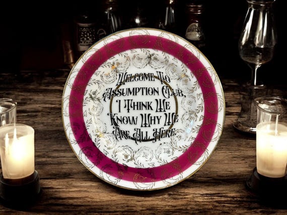 Vintage Decorative Plate: Assumption Club - 16cm with Stand