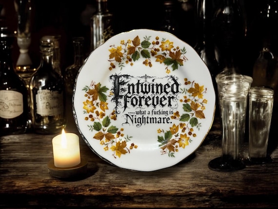 Entwined Forever, What a Fucking Nightmare Plate – Vintage Crackpottery with stand