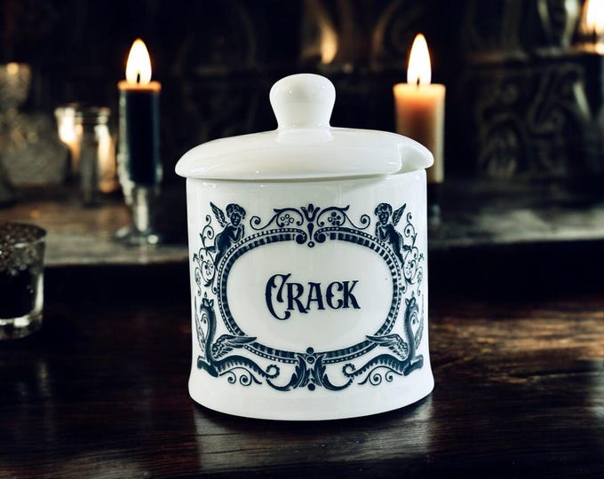 Crack small apothecary jar