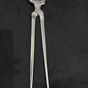 Horse Hoof Nail Puller Nipper – Farrier Tool for Horseshoes | Heavy Duty Farrier Pliers | Hoof Care & Maintenance Tool
