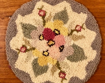 Vintage Floral Needlepoint Bute Arran Baddack NS Canada Round Coaster