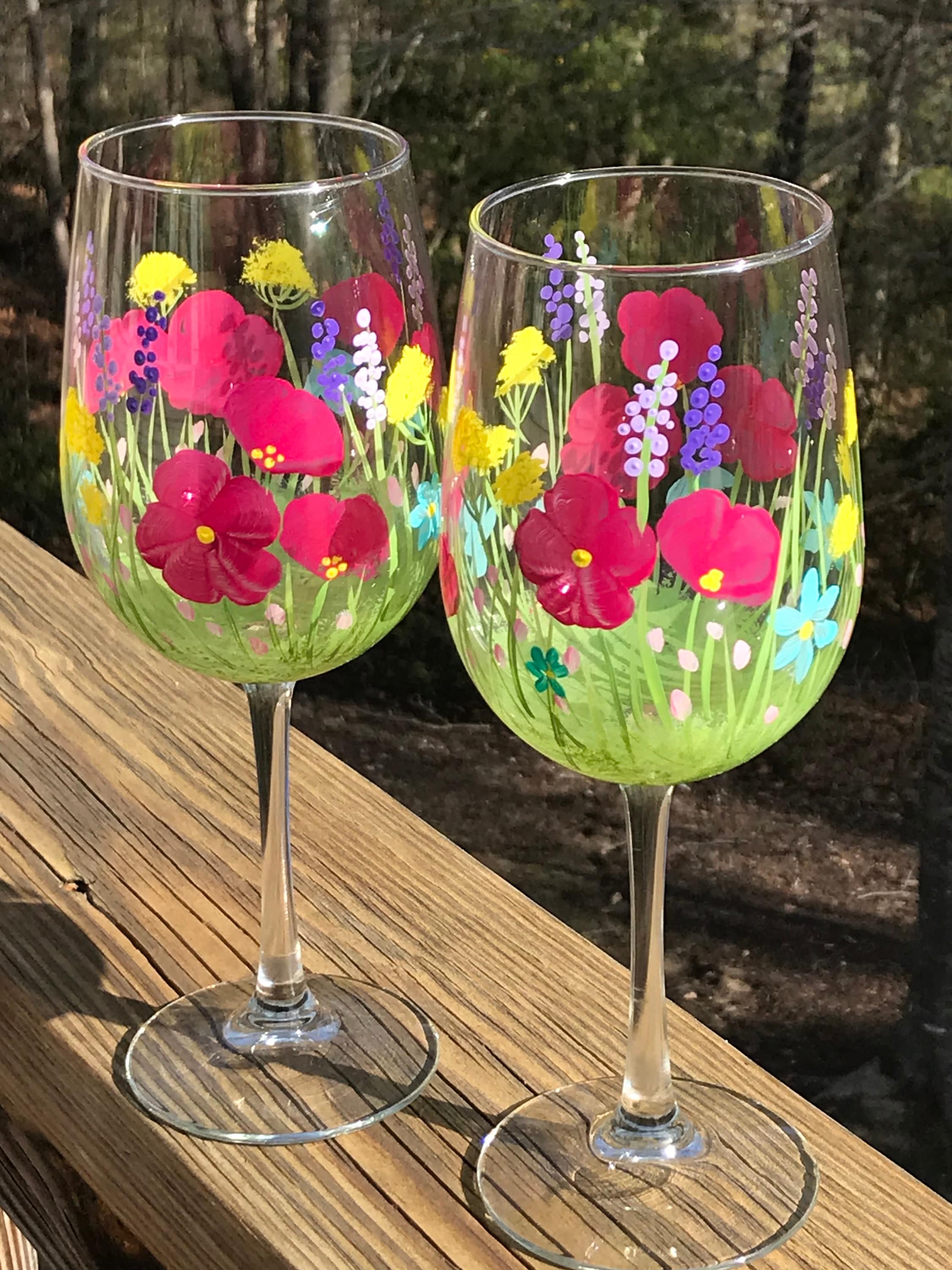 Hand Painted Wine Glasses Spring Flowers, Pretty Floral Wine Glass,  Bridesmaid Wine Glass, Wine Glass Wedding Favor, Mothers Day Wine Glass 