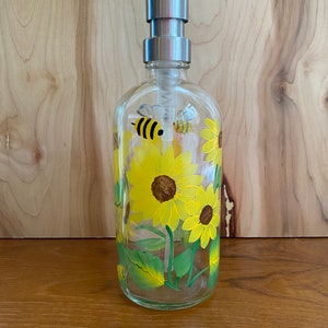 Hand painted soap dispenser yellow sunflowers and bumblebees,  handpainted soap dispenser, bathroom soap dispenser, yellow kitchen decor