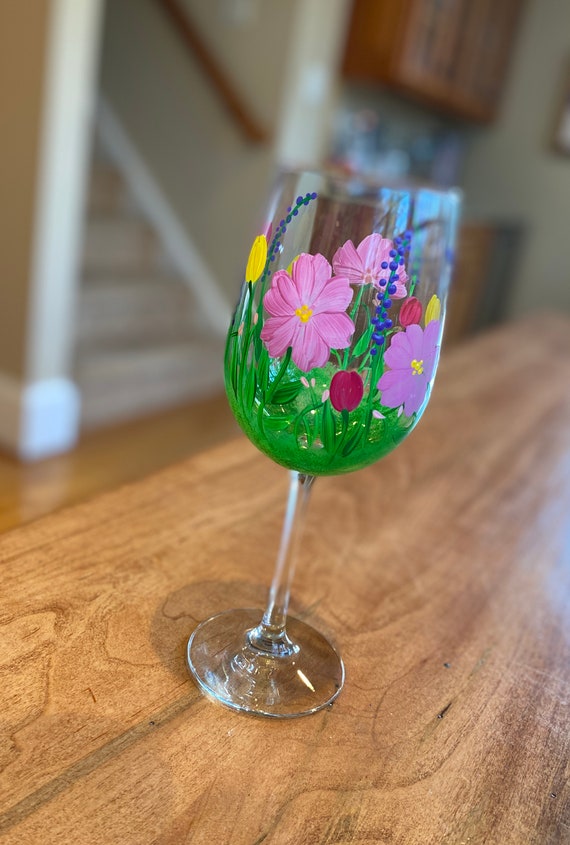 Hand Painted Wine Glasses Spring Flowers, Pretty Floral Wine Glass,  Bridesmaid Wine Glass, Wine Glass Wedding Favor, Mothers Day Wine Glass 