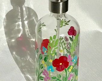 Hand painted soap dispenser with flowers, floral handpainted soap dispenser, bathroom soap, dish soap bottle, bathroom decor, soap pump