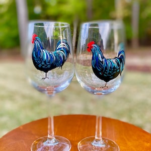 Hand Painted Rooster Wine Glasses: Farmhouse Kitchen Decor, Set of 2