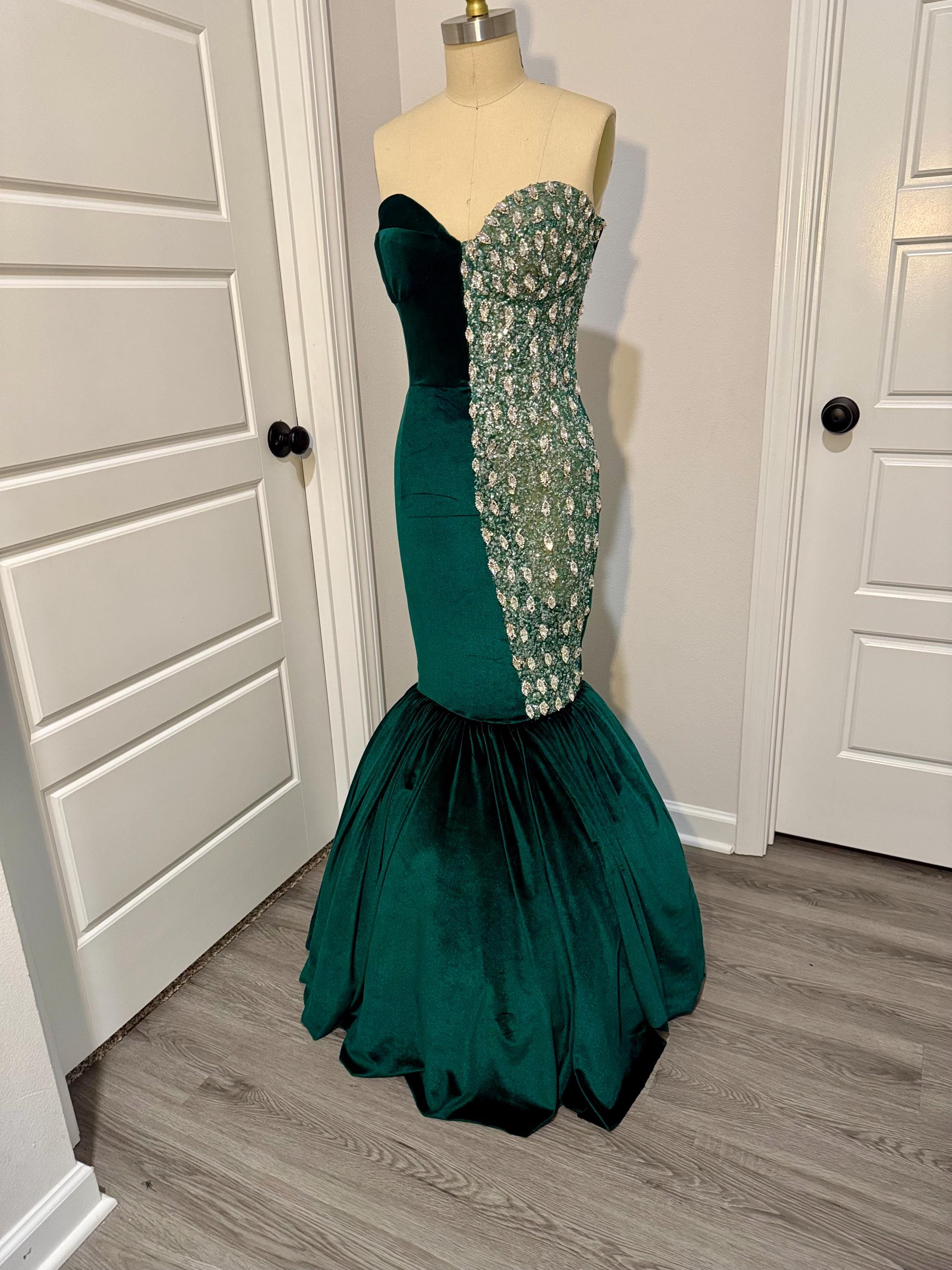 green emerald velvet dress Take Me Out Velvet Strapless Bubble Hem Dress in Emerald Small main image 0
