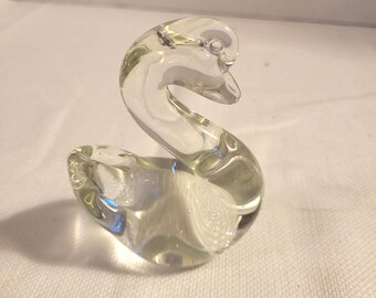 Vintage clear glass swan paperweight or figurine