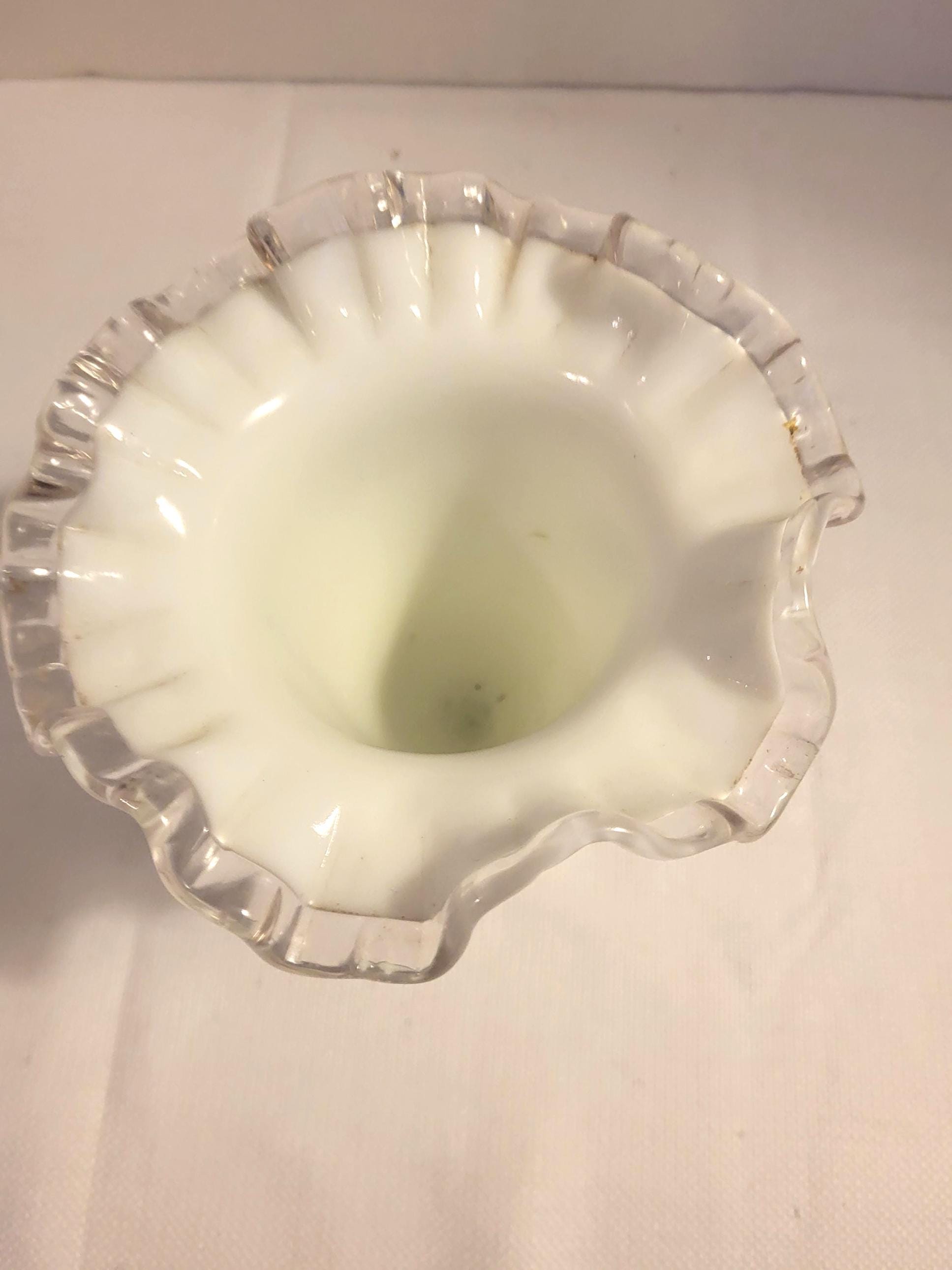 フェントン シルバー クレスト ミルクガラス 花瓶 - Etsy 日本