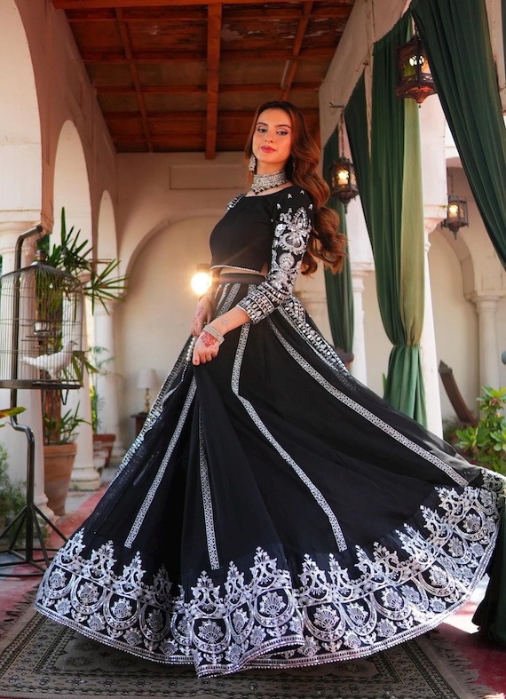 Heavy Lehenga Party Wear Lehenga Gown Black Chiffon Silk Lehenga Choli, Heavy Embroidered Indian Dress, Mirror Tilla Sequin Work, 16 Panel Flared Lehenga, Party Wear Outfit Heavy Lehenga Party Wear Lehenga Gown Black Chiffon Silk Lehenga Choli, Heavy Embroidered Indian Dress, Mirror Tilla Sequin Work, 16 Panel Flared Lehenga, Party Wear Outfit