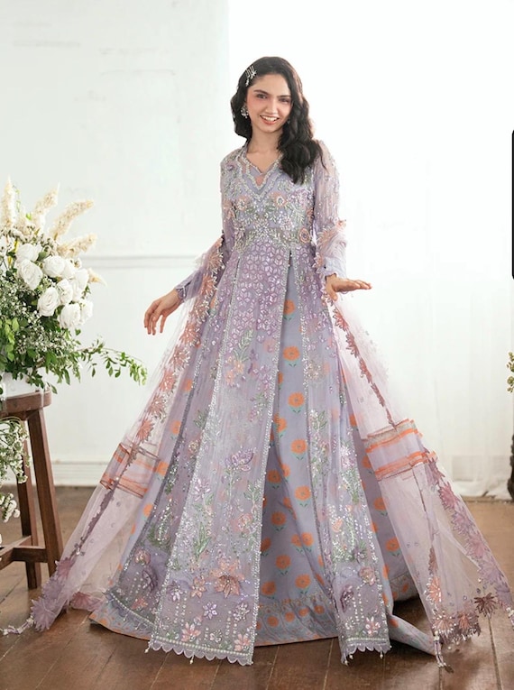 Lavender Chiffon Maxi Dress, Hand Embroidered Formal Outfit, Pakistani Long  Dress, Sequinned Chiffon Gown, Organza Dupatta, Wedding Dress - Etsy Canada