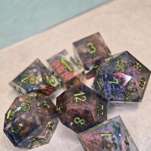 Stardust bloops 7 piece dnd dice set