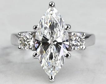 Anillo de compromiso con diamantes cultivados en laboratorio de talla marquesa de 2,50 quilates, oro blanco de 14 quilates