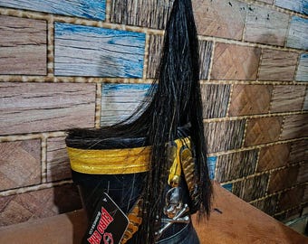 Sombrero bicornio de oficial general del siglo XVIII: trenza dorada, lana