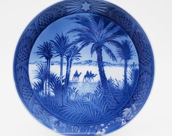 1972 Royal Copenhagen Denmark "In the Desert” Christmas Collectors Plate