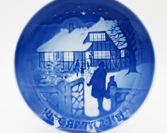 Limited Edition Bing & Grøndahl Plate 1973 "Country Christmas" Made in Denmark
