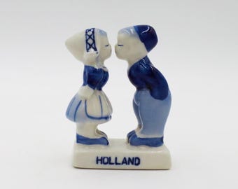 E H Delft Blue Handpainted Ceramic Dutch Boy and Girl Kissing Made in Holland