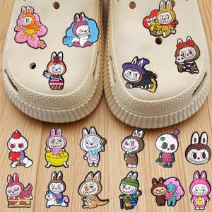 Kundenspezifische Labubu Kroko-Anhänger, personalisierte Labubu-Stil Silikon-Schuhanhänger, PVC-Jibbitz, Schuhzubehör, Schuhschnallendekorationen
