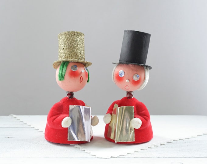 Paper Mache Christmas Carolers 