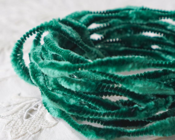Mini Bump Chenille Vintage Emerald Green Crushed Velvet ...
