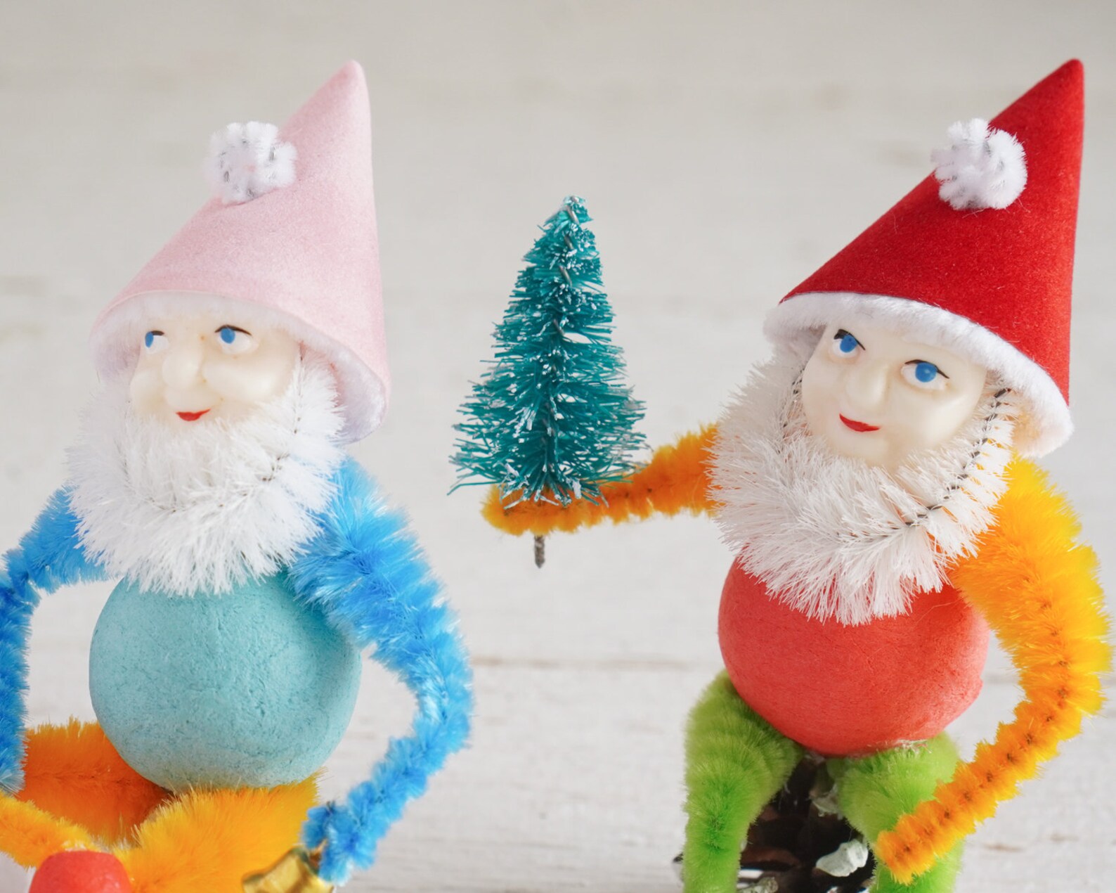 Christmas Elf Craft Kit - DIY Retro Spun Cotton and Pine Cone Elves - Etsy