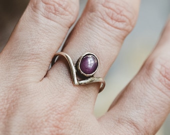 Pink Sapphire Chevron Ring – Sterling Silver, Fine Silver Bezel, V-Shape Band