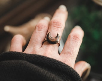 Electroformed Copper Crescent Moon Ring: Celestial Witch Jewelry - READY TO SHIP!